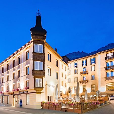 Hotel Engadinerhof 蓬特雷西纳 外观 照片